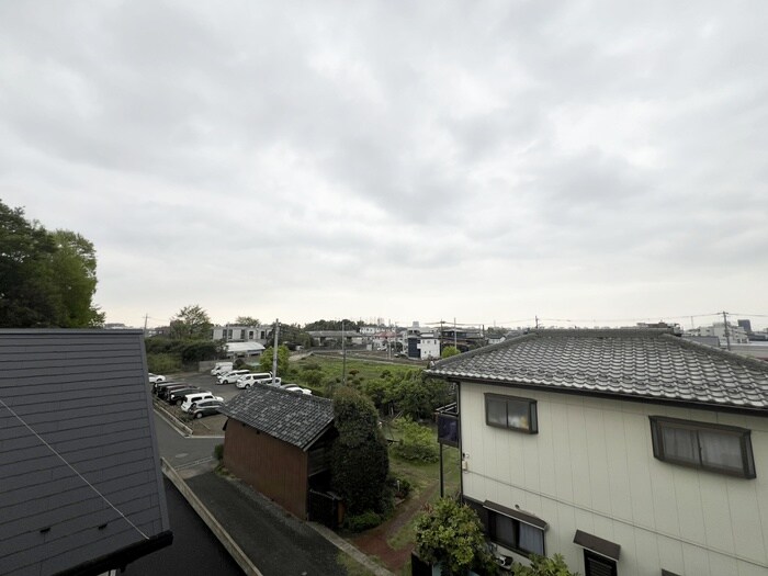 物件内観写真21　(室内からの展望)