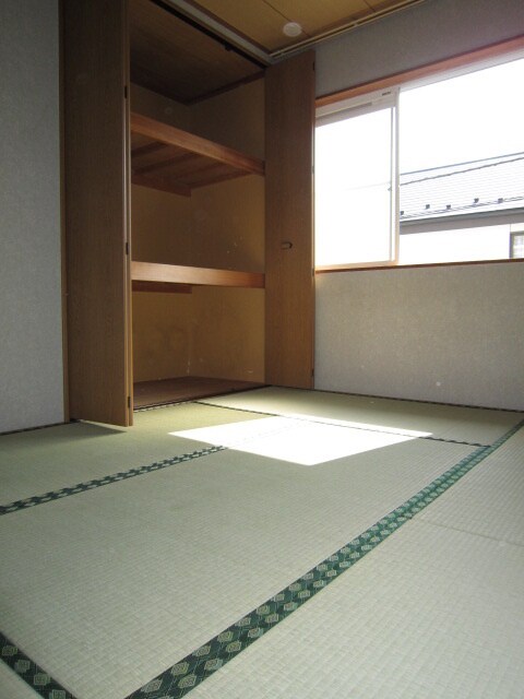 物件内観写真7　(居室)