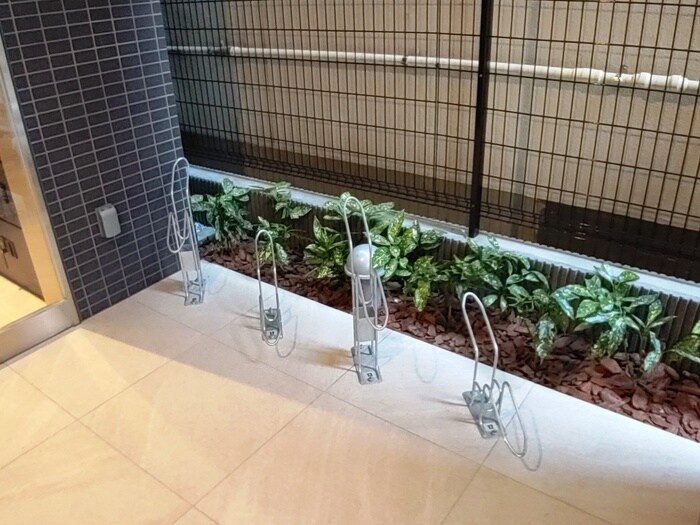 物件外観写真3　(駐輪場)