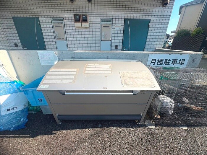 物件外観写真2　(建物設備)
