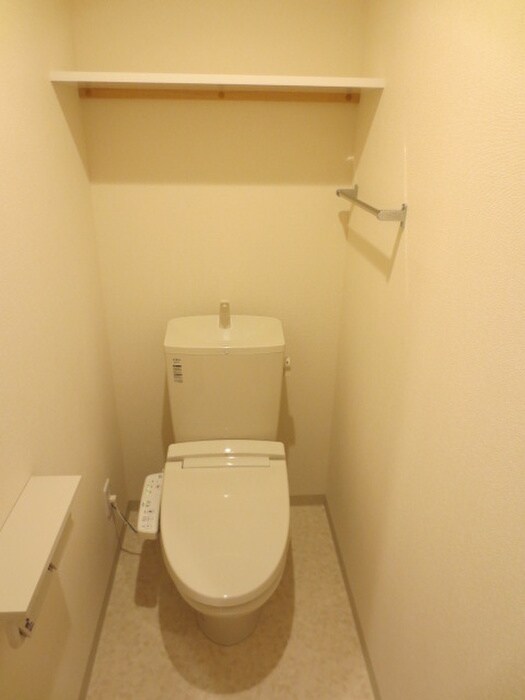 物件内観写真11　(トイレ)