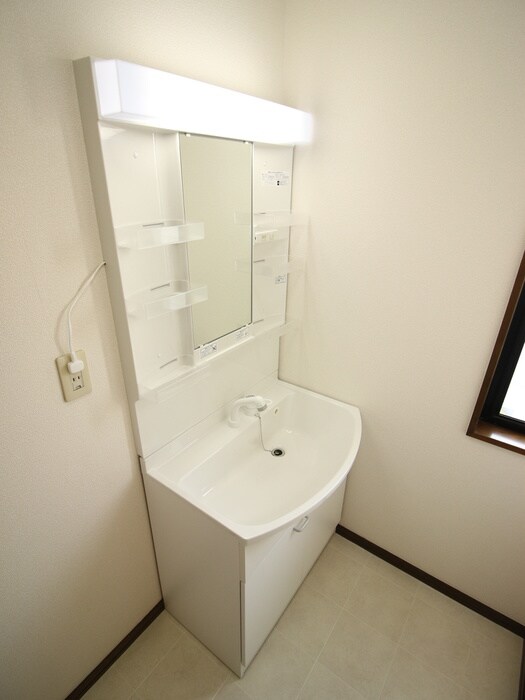 物件内観写真13　(洗面)