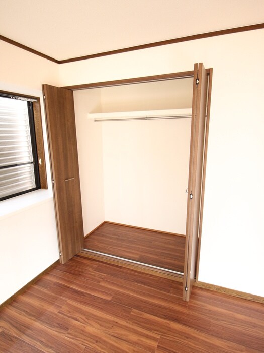物件内観写真18　(収納)