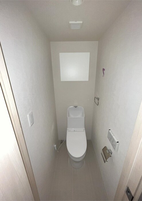 物件内観写真9　(トイレ)