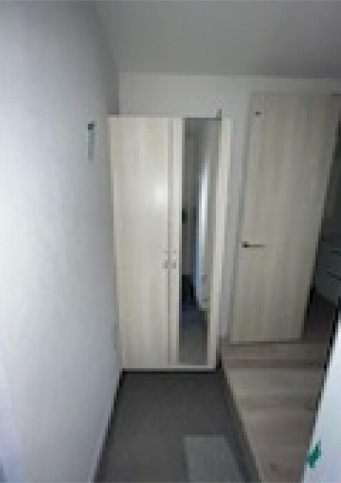 物件内観写真13　(玄関)