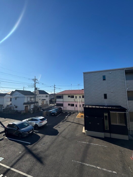 物件内観写真16　(室内からの展望)