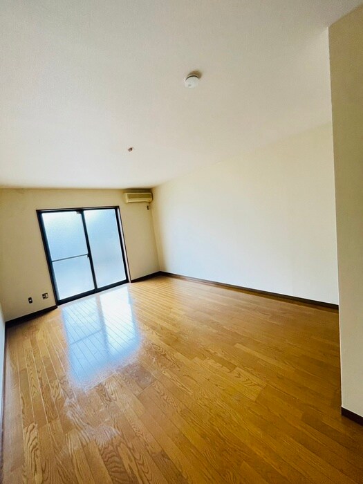 物件内観写真17　(居室)