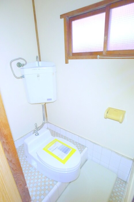 物件内観写真12　(トイレ)