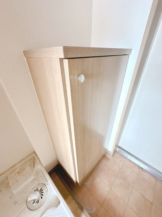 物件内観写真18　(靴箱)