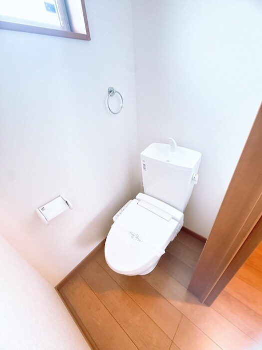 物件内観写真15　(トイレ)