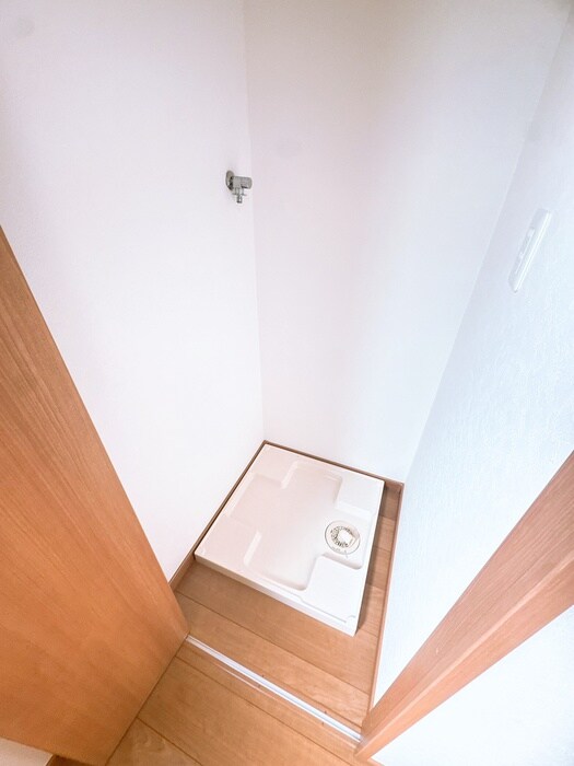 物件内観写真22　(洗濯機置場)