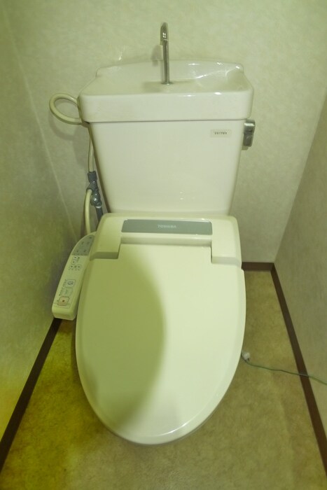 物件内観写真14　(トイレ)