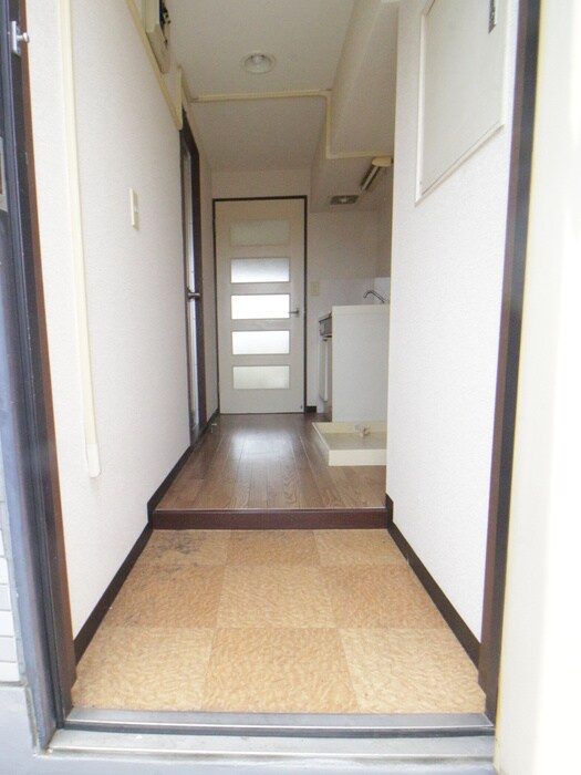 物件内観写真20　(玄関)