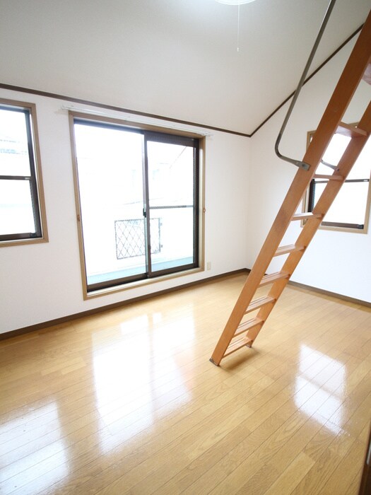 物件内観写真8　(居室)