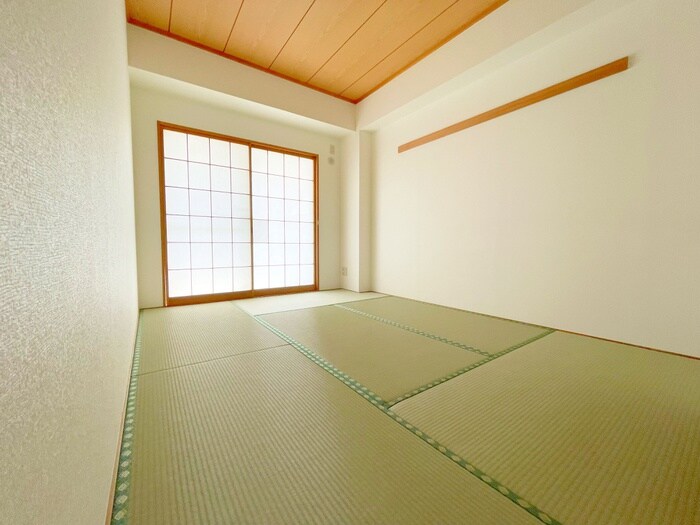 物件内観写真9　(居室)