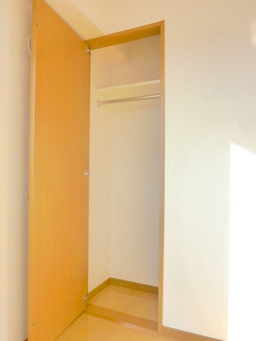 物件内観写真6　(収納)