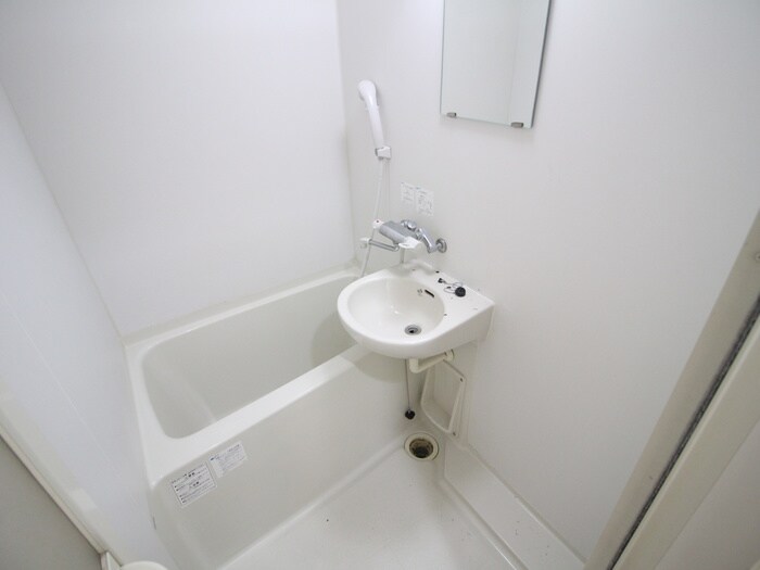 物件内観写真8　(バス／シャワールーム等)