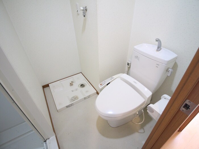 物件内観写真17　(トイレ)