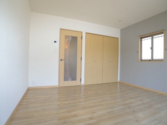 物件内観写真10　(居室)