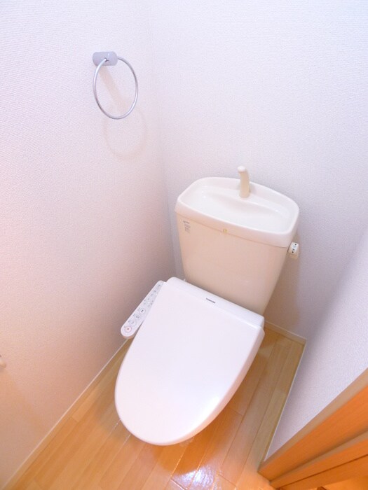 物件内観写真12　(トイレ)