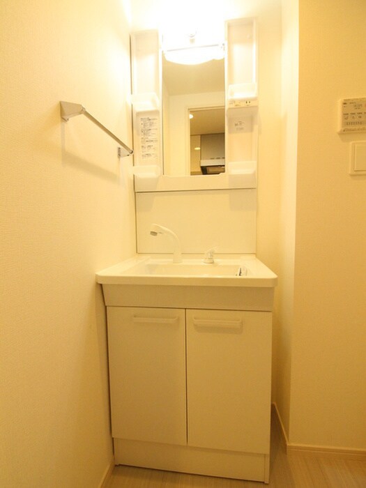 物件内観写真9　(洗面)