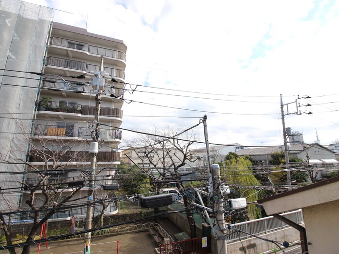 物件内観写真16　(室内からの展望)