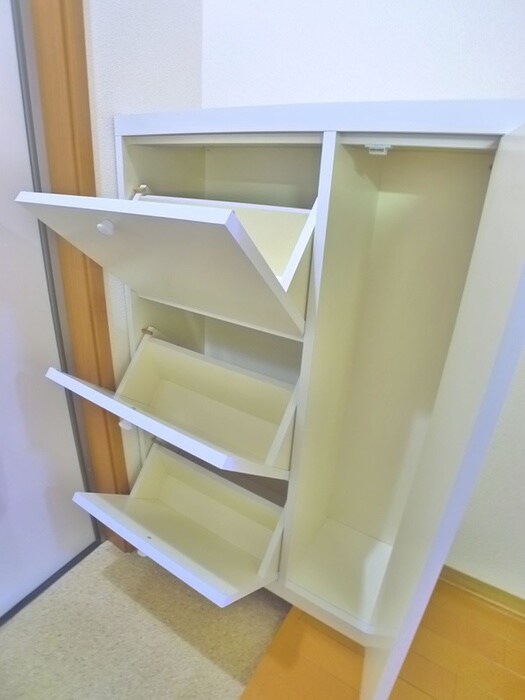 物件内観写真7　(靴箱)