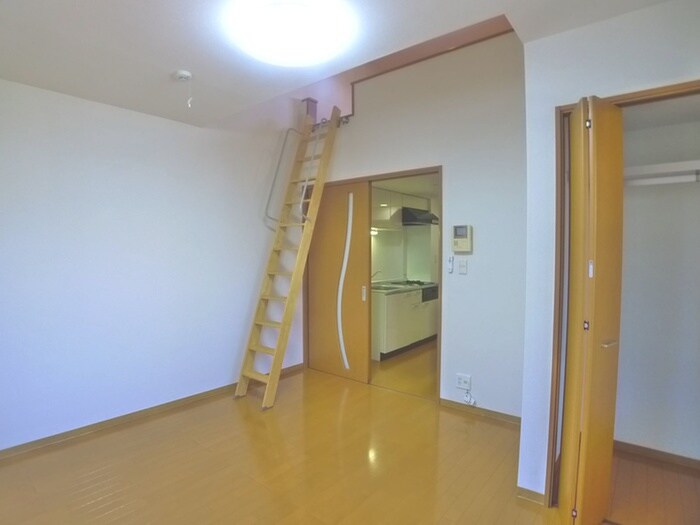 物件内観写真10　(居室)