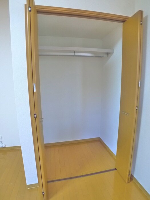 物件内観写真11　(収納)