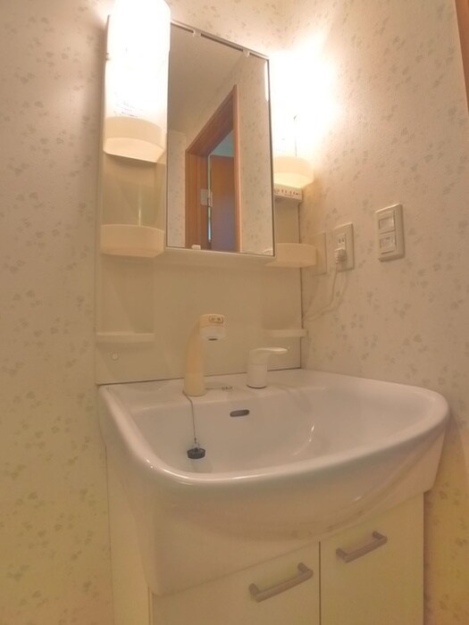 物件内観写真15　(洗面)