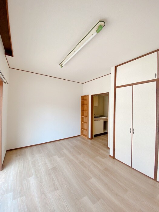 物件内観写真6　(居室)