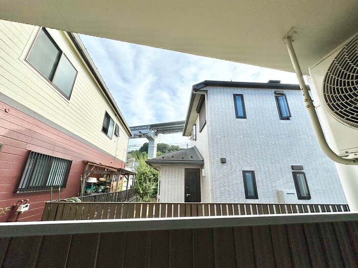 物件内観写真21　(室内からの展望)