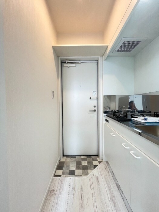 物件内観写真18　(玄関)