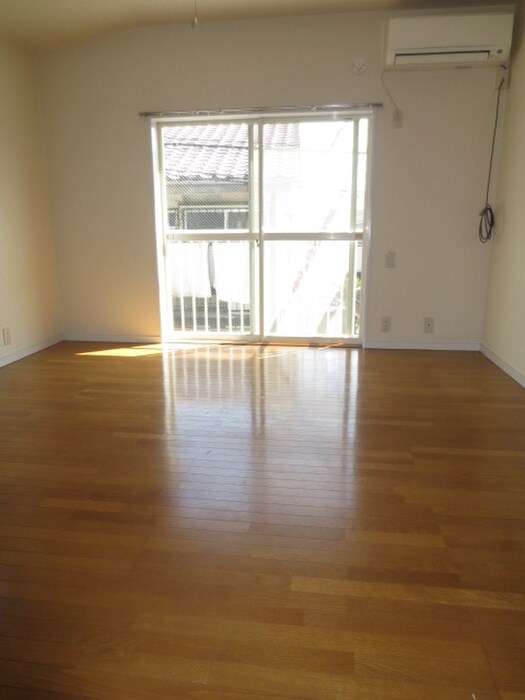 物件内観写真5　(居室)