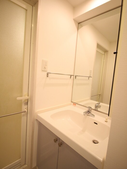 物件内観写真13　(洗面)