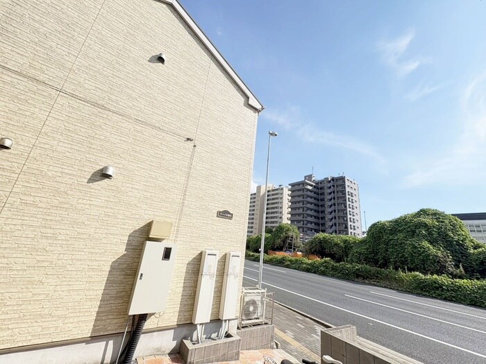 物件内観写真21　(室内からの展望)