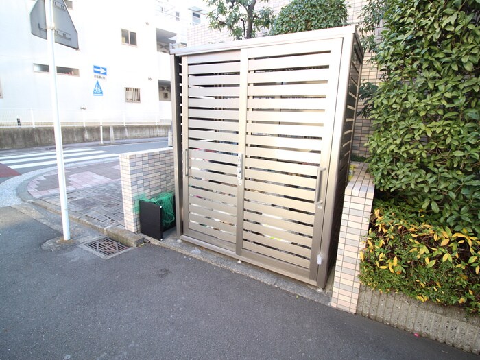 物件外観写真6　(建物設備)