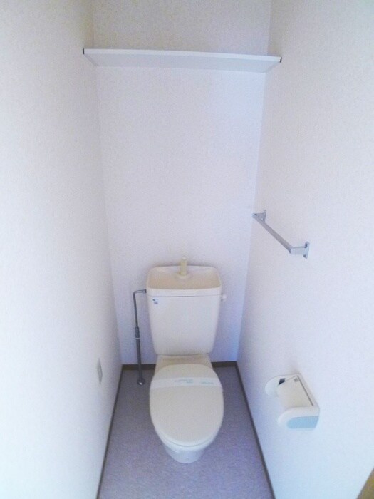 物件内観写真15　(トイレ)