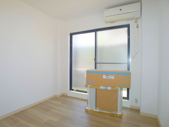 物件内観写真9　(ベランダ・バルコニー)