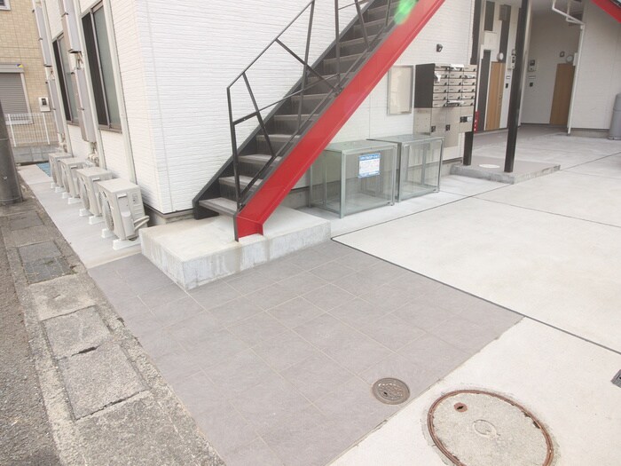 物件外観写真4　(建物設備)