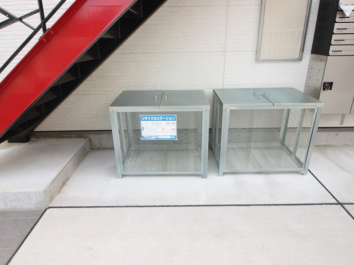 物件外観写真6　(建物設備)