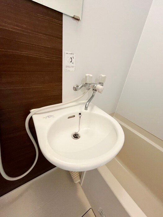 物件内観写真10　(洗面)