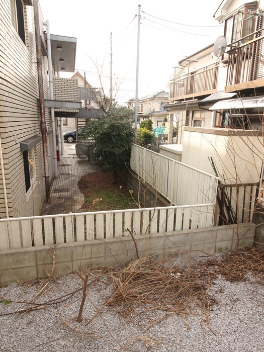 物件内観写真20　(室内からの展望)