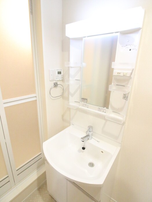 物件内観写真11　(洗面)