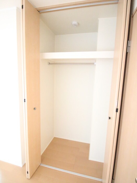 物件内観写真12　(収納)