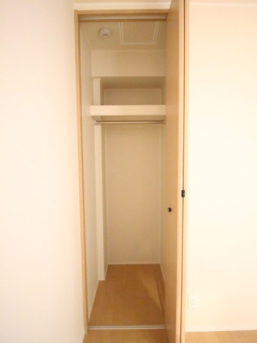 物件内観写真13　(収納)