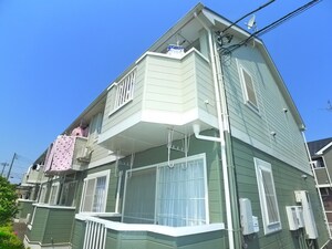 シャン・ド・メゾン外観写真