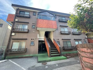 若葉マンション外観写真