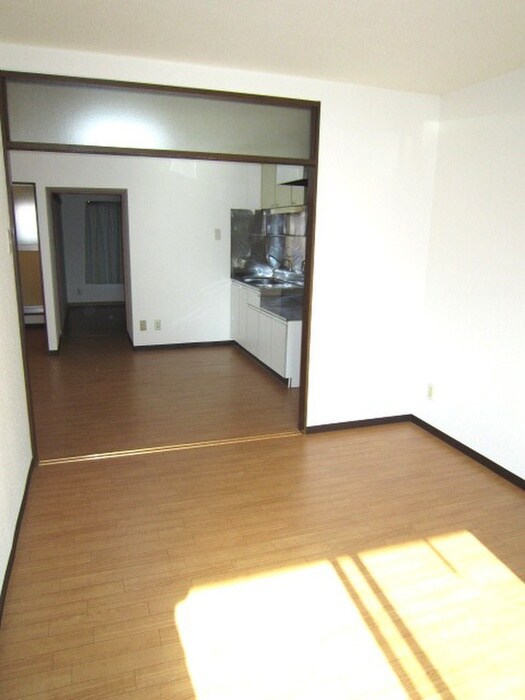 物件内観写真10　(居室)