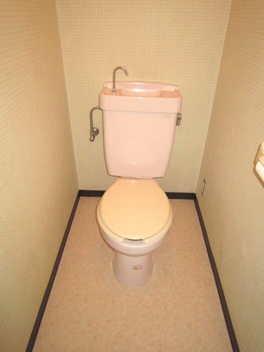 物件内観写真15　(トイレ)